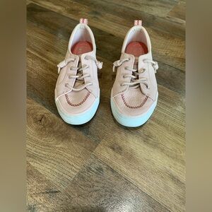 Sperry Light Pink Slip in Moccasin Style Sneakers Sz 8.5